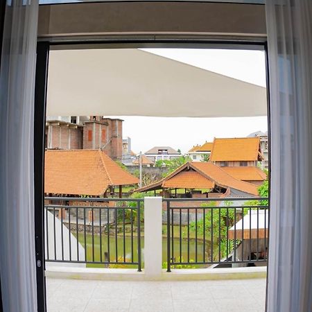 Berawa Homestay Canggu Esterno foto