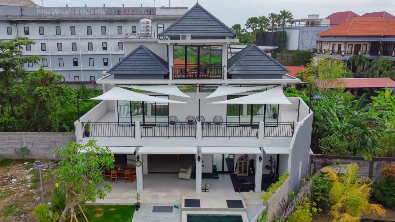 Berawa Homestay Canggu Esterno foto